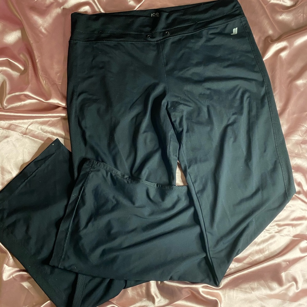 Workout pants
